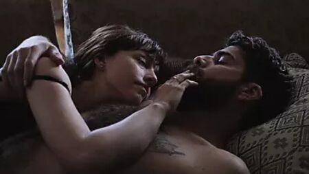 Olivia Thirlby – Between Us