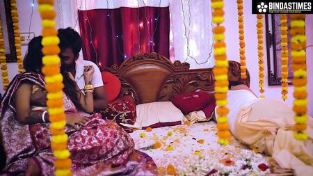 Deshi Dulhan Ki Pahali Suhagrat: Mein Mann hat arrangiert, dass ich mit meinem Freund Sex habe (Hindi-Tonspur)