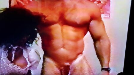 Jasmine Aloha verpasst Dan Steele einen fantastischen Blowjob
