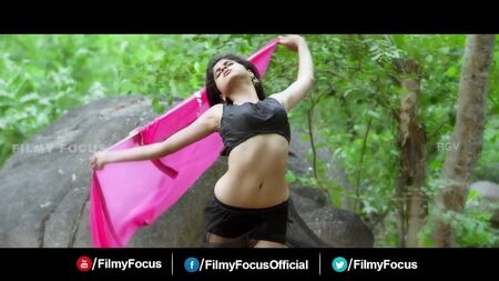 „Ice Cream 2 Ice Fruit“ – Musikvideo mit Naveena und JD Chakravarthy,