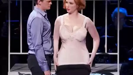 Christina Hendricks – Riesige Brüste 2
