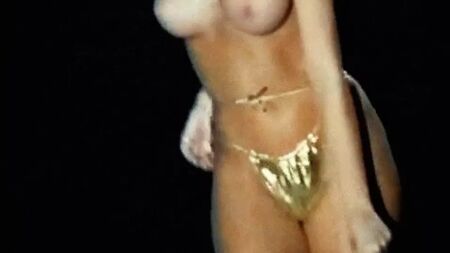 SO GEHT'S – Vintage-Strip-Tanz aus den 80ern in High Heels