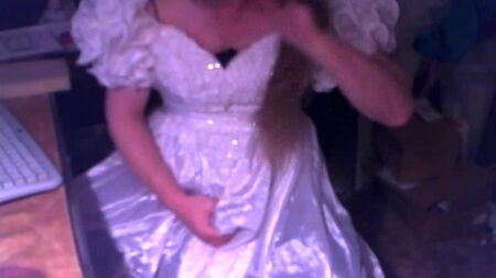 hübsches Hochzeitskleid