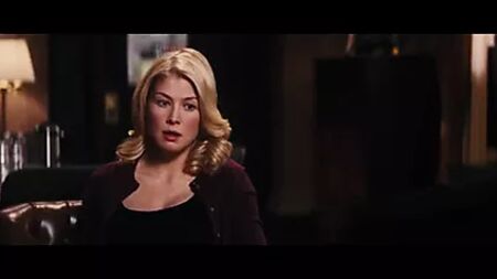 Rosamund Pike – Jack Reacher