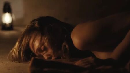Elizabeth Olsen – Martha Marcy May Marlene 2011