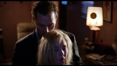 Juno Temple und Gina Gershon nackt in „Killer Joe“