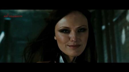 Malin Akerman – Watchmen 2009