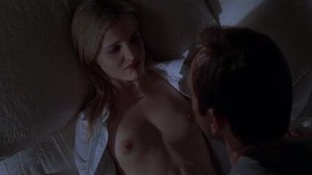 Mena Suvari – American Beauty (1999)