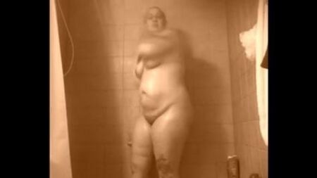 Amateur-Dusche BBW