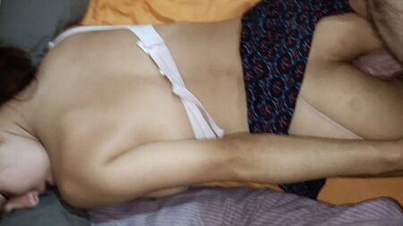 Die Freundin meines Freundes möchte Analsex mit meinem großen Schwanz ausprobieren, damit es bei ihrem Freund nicht wehtut