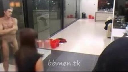 Die Männer bei „Big Brother“ nackt