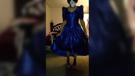 Satin-Ballkleid