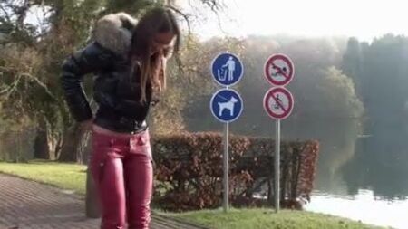 Meine Moncler-Daunenjacke und meine Ballettstiefel zum ersten Mal