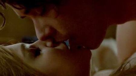 Chloe Grace Moretz in einer Sexszene – „If I Stay“ – ScandalPlanet.Com