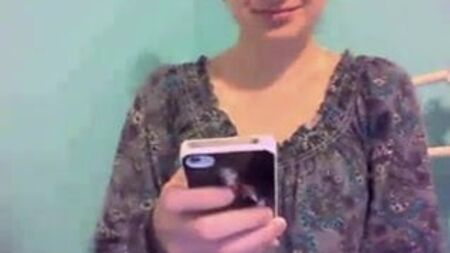 Webcam-Girl zieht sich aus