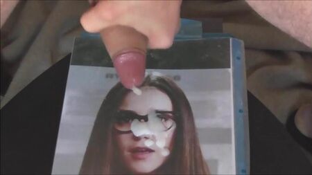Hommage an Nina Dobrev