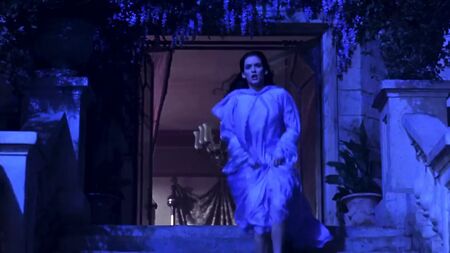 Sadie Frost, Winona Ryder – „Bram Stokers Dracula“ 02