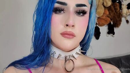 Hazel Lush spritzt riesige Ladungen ab
