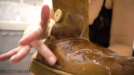 Fetisch für flauschige Ugg-Stiefel sorgt für ein hässliches Durcheinander – projectsexdiary