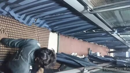 Fick im Bus – meine Stiefschwester im Bus
