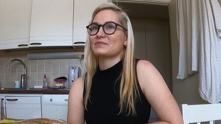 HEISSE STUDENTIN – Jennifer Aniston sieht aus wie eine verführerische Kommilitonin und kommt zweimal auf ihrer Muschi und ihren Titten