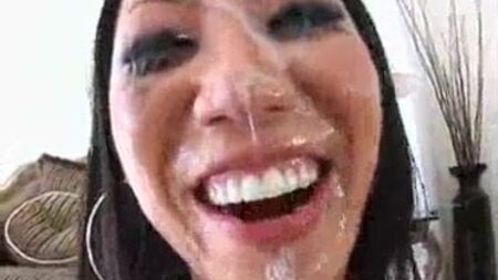 Tia Ling ins Gesicht