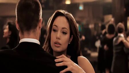 Angelina Jolie – Mr. & Mrs. Smith