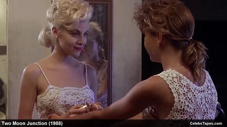 Sherilyn Fenn & Kristy McNichol: Nacktfotos und wilder Sex