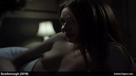 Jessica Barden & Jodhi May – Nackt- und Erotikvideo
