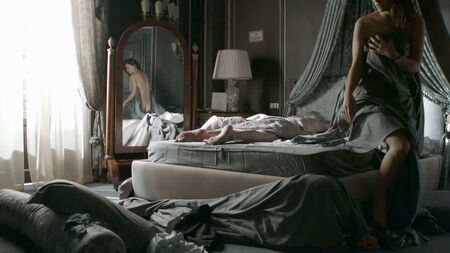 Olivia Wilde zeigt ihren nackten Po in „Third Person“ auf ScandalPlanetCom