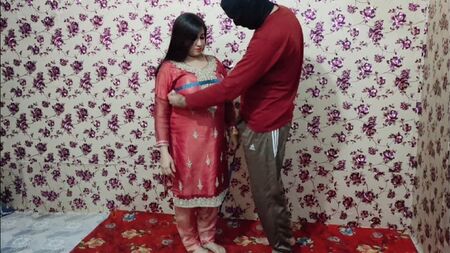 „Indian Tailor“ ist Khobsorat Bhabhis Verführung
