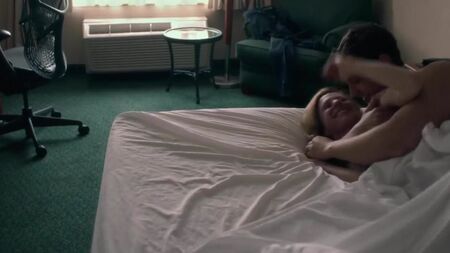 Amy Hargreaves – Wie er sich verliebte (2015) Sexszenen