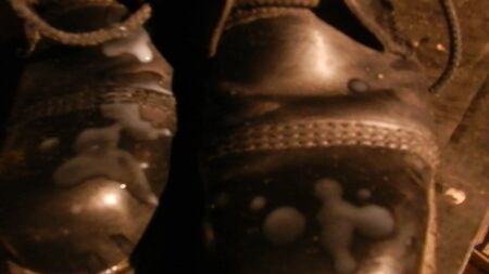 Ich wichse auf Skinhead-Stiefel