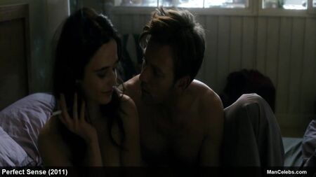 Ewan McGregor zeigt seinen umwerfenden Hintern und Schwanz