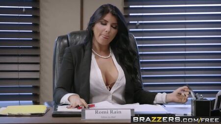Brazzers – Big Tits at Work – Szene aus „Pressing News“ mit R