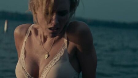 Nicky Whelan – Inconceivable (2017)