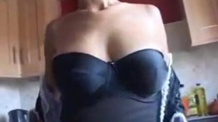 Finde Schlampen aus Norwich, die auf versauten Sex aus sind