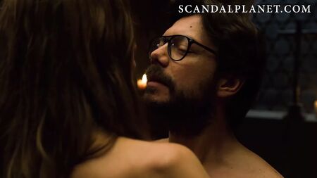 Itziar Ituno: Nackt- und Sex-Zusammenstellung auf ScandalPlanet.Com