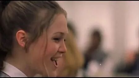 Julia Stiles: O face