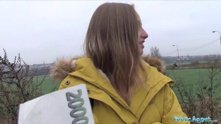 Die öffentliche Beamtin „Innocent Lady Bug“ wurde für Sex bezahlt