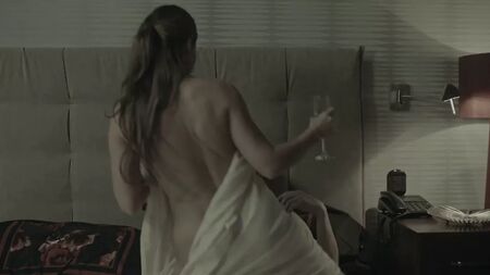 Maria Fernanda Yepes nackt in „Dark Desire“, Staffel 1, Folge 10–17 (2020)