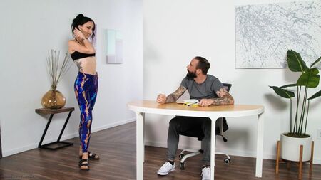 Schwöre nicht, Boss! Und du willst, dass ich dich zu einer Massage mache!