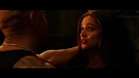Deepika Padukone - xXx: Return of Xander Cage (2017) 1080p Nackt? Sexy! / Deepika Padukone - Three Xs: World Domination