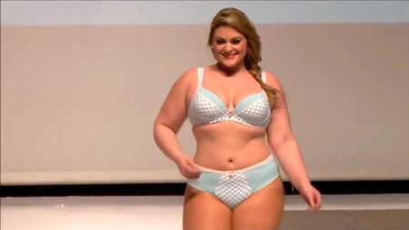 plus size Models ❤️ plus size Lingerie Show 2016 - große Schönheiten