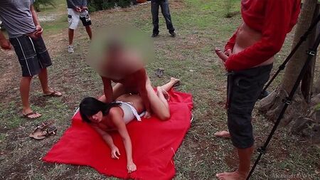 Das Picknick artete in Pornografie aus