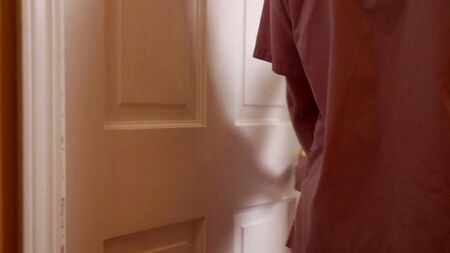 Krankenschwester leckt eine Muschi an einen Patienten