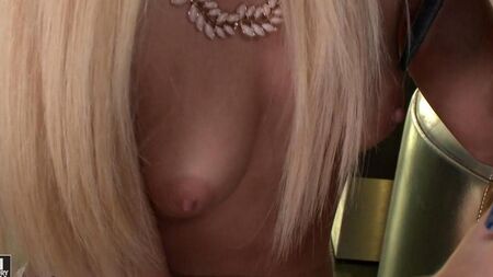 Candee lelzen ficks mit dem Besitzer des Club Stripteases