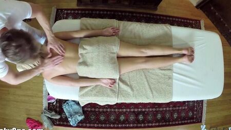 Ich kam zum Haus des Masseur