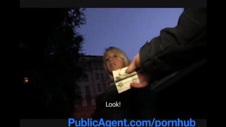 Ich traf ein Mädchen auf der Straße und schleppte sie sofort ins Bett