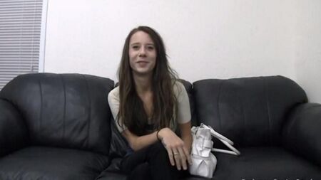 Ein junger Amateur wurde hart bei einem Casting gefickt